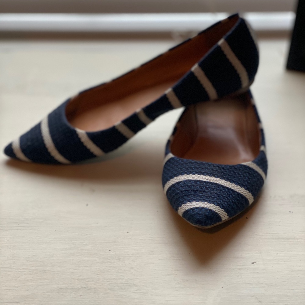 Women’s Flats